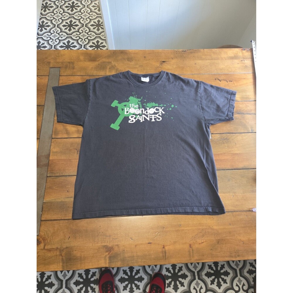 Vintage Boondock Saints Shirt XL Hanes Heavyweight Green Cross Movie Promo Tee